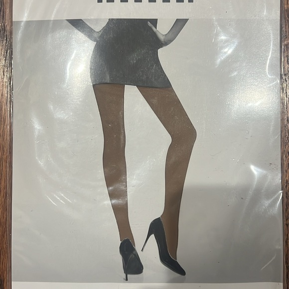 NWT Wolford Energy 35 light support tights XS - Picture 3 of 3